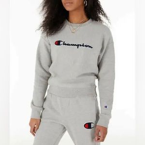 Women's Crew Neck Chenille Reverse Weave Sweatshirt Champion Size S